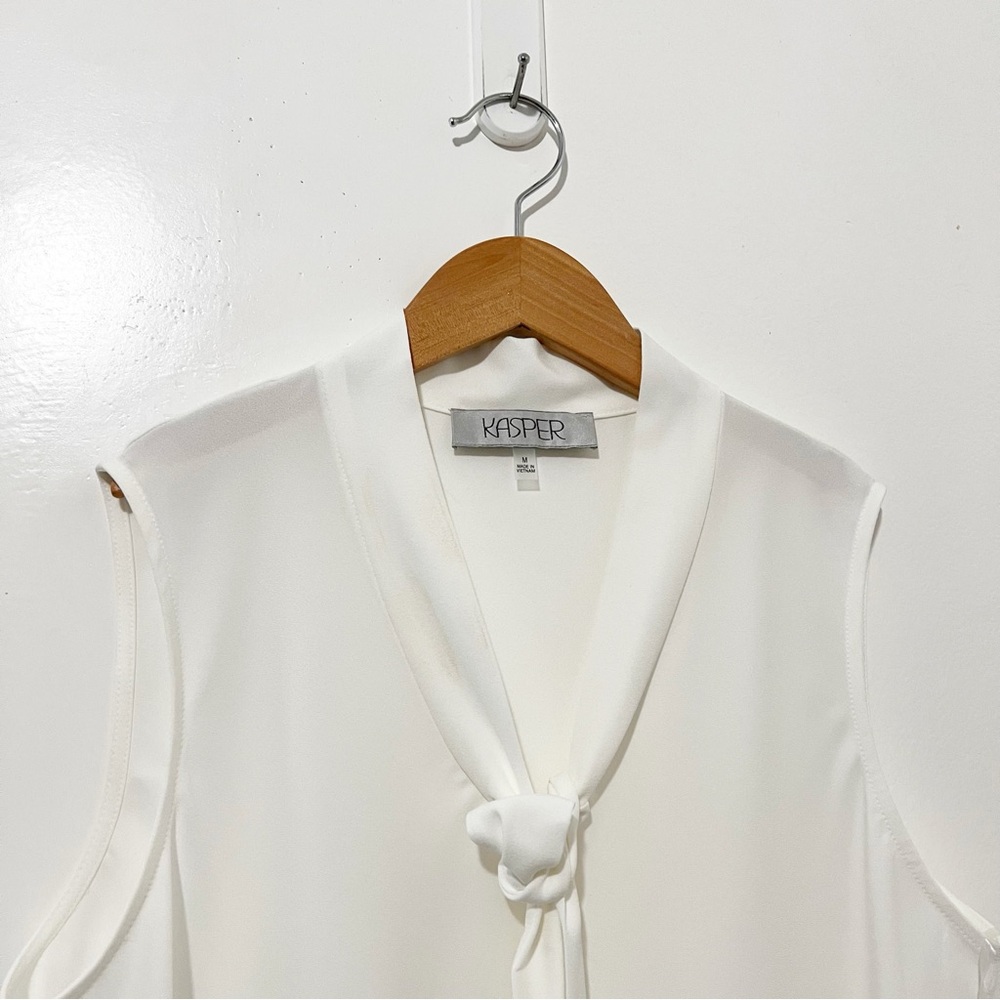 Kasper Women's White Sleeveless Tie-Neck Top Size Medium - Picture 5 of 11